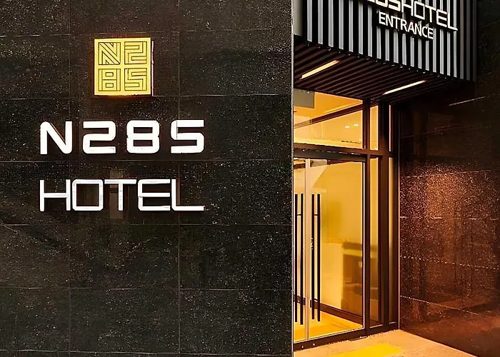N285hotel Hotel